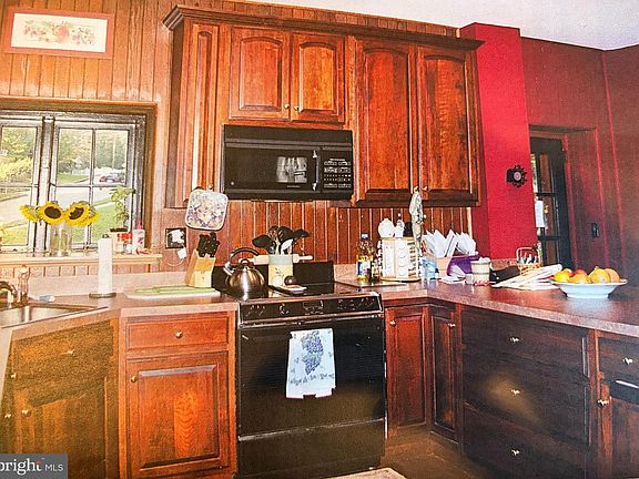 5th image of 1 Private Way