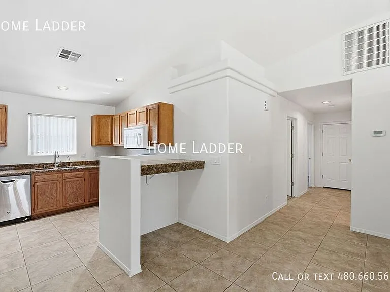 10452 W Arivaca Dr — Photo 9