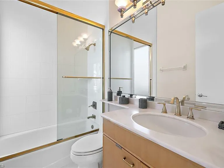 3860 Gordon Dr — Photo 27
