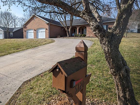 3rd image of 5120 Pine Valley Dr