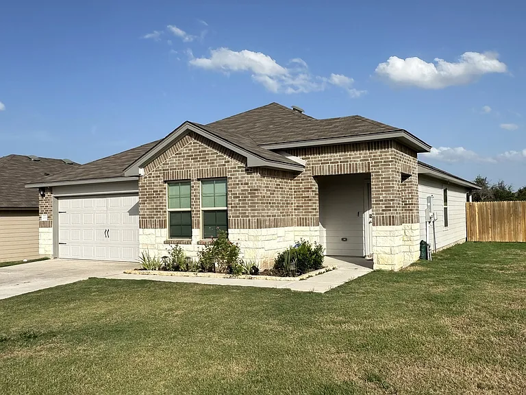 2518 Merganser Dr — Photo 2