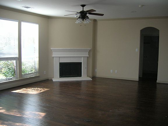 Family Room, Hardwood Floors