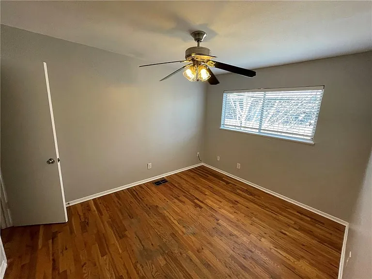 610 Franklin Blvd #A — Photo 12