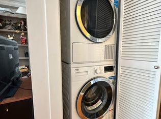 120 Mountfort St APT 201, Boston, MA 02215