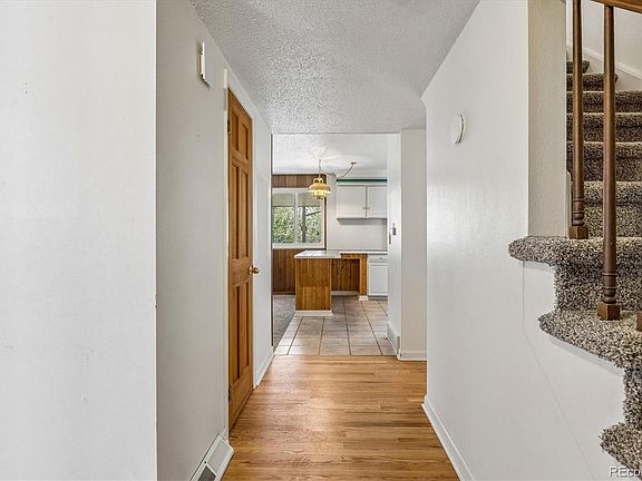 3rd image of 4729 Chatham Street