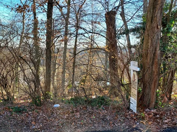 28 Street S, Arlington, VA 22202