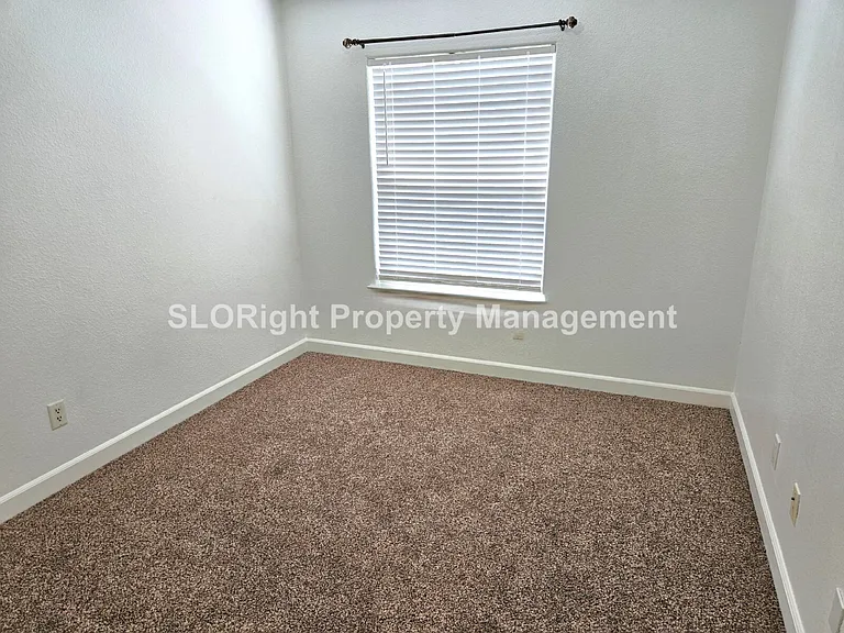 15 Corrietta Ct — Photo 8