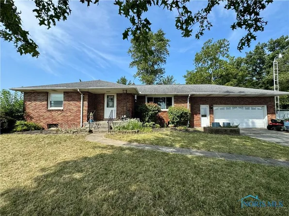 5555 Leatherwood Rd, Lima, OH 45807