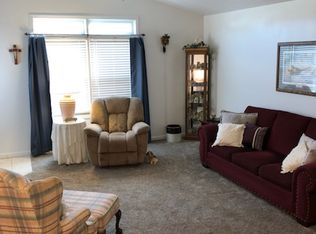 704 Heritage Dr, Sherwood, OH 43556