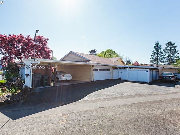 5th image of 6716 SE Pinecreek Way