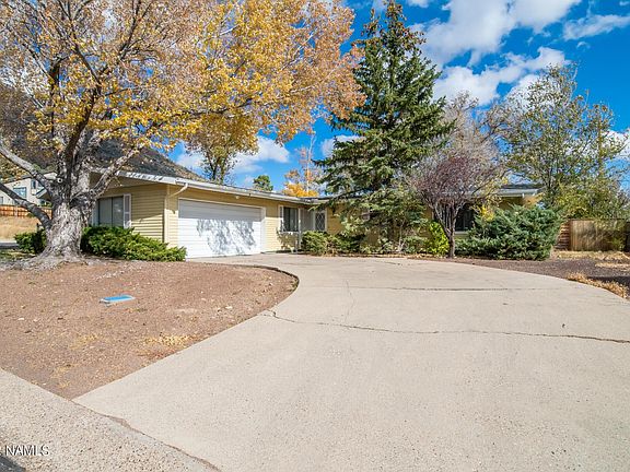 3rd image of 3698 N Alta Vista Dr
