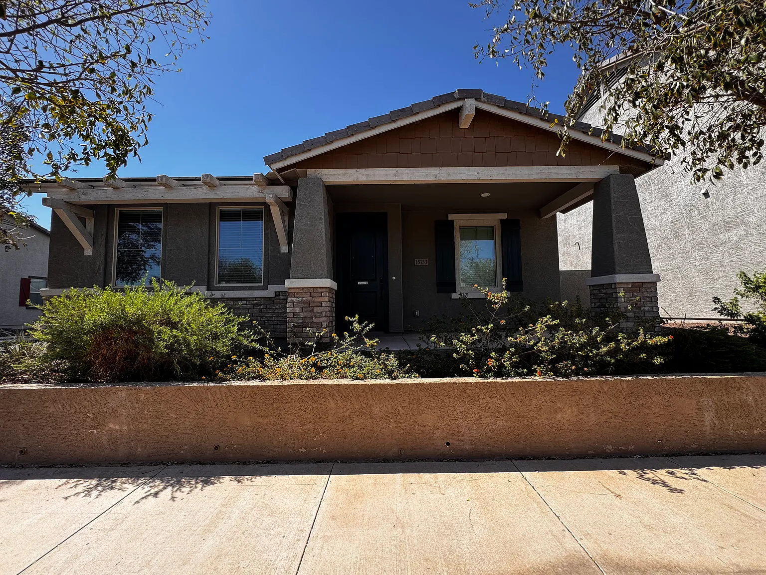 3 bed, 1846 sqft, $2,300 — Photo 1