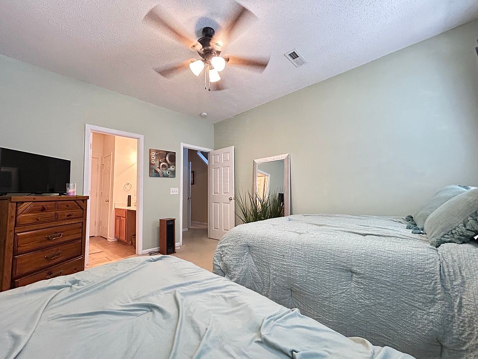 Bedroom 1 w/ bathroom