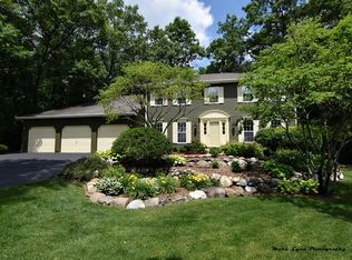 614 Timbers Ct, Saint Charles, IL 60174