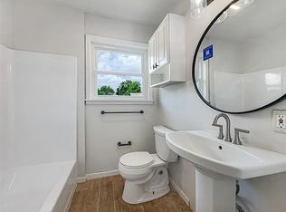 9186 Laverne Ave, Pasadena, TX 77502