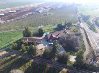 8470 Meadow Dr, Winton, CA 95388