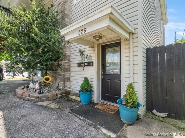 326 E Carter Avenue, Clarksville, IN 47129
