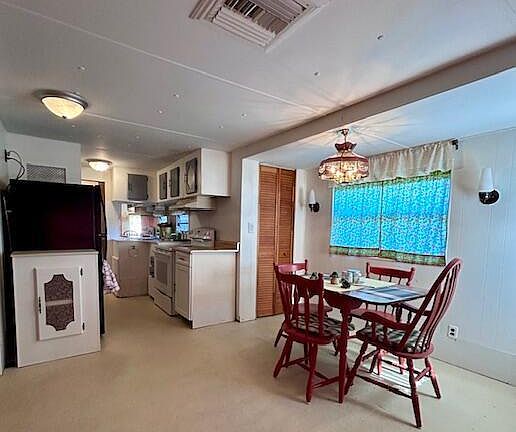 2nd image of 2092 Culbreath Rd #D21