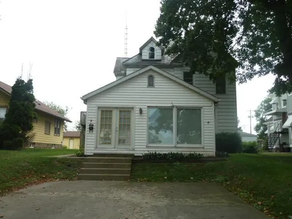 902 S Court St, Circleville, OH 43113