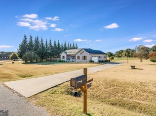 50 Marys Ln, Hartwell, GA 30643