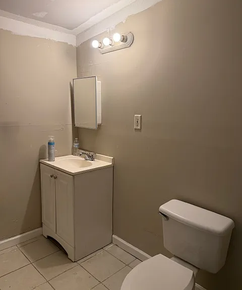 1942 Patterson Park Dr — Photo 3