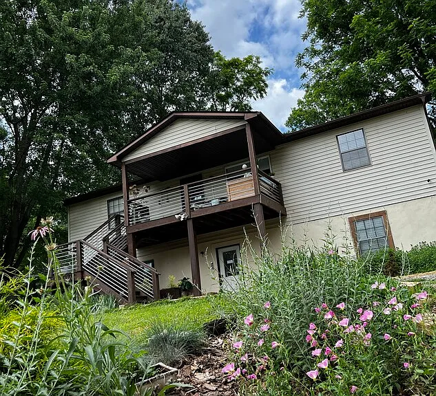 14 Lincoln Ave W — Photo 5