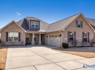2109 S Meadows Dr SW, Huntsville, AL 35803