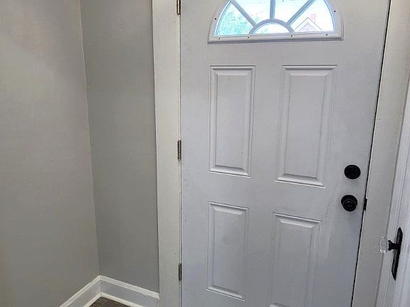 5th image of 8510 Jeffries Ave