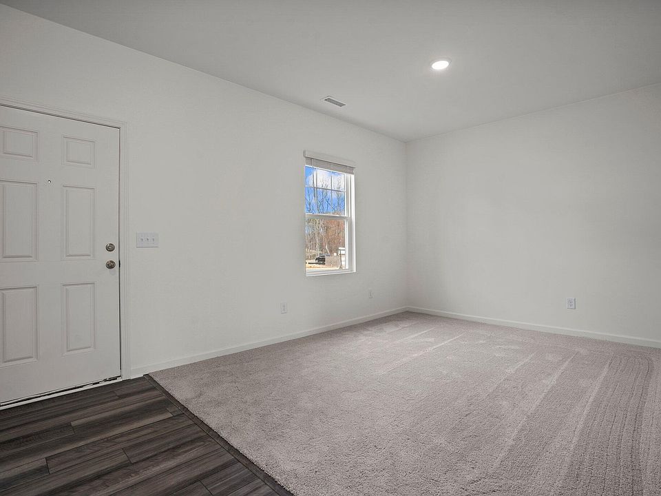1st image of 801 Kenyon Spring Dr