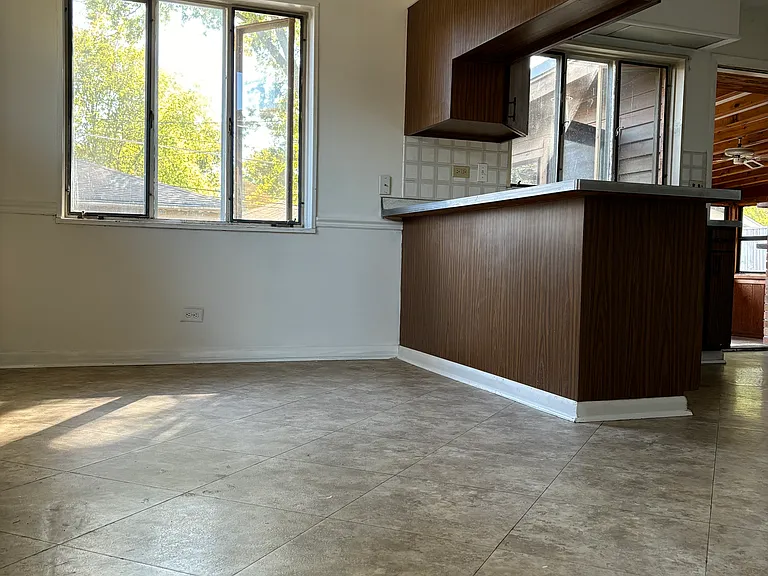 10923 Windsor Dr — Photo 7
