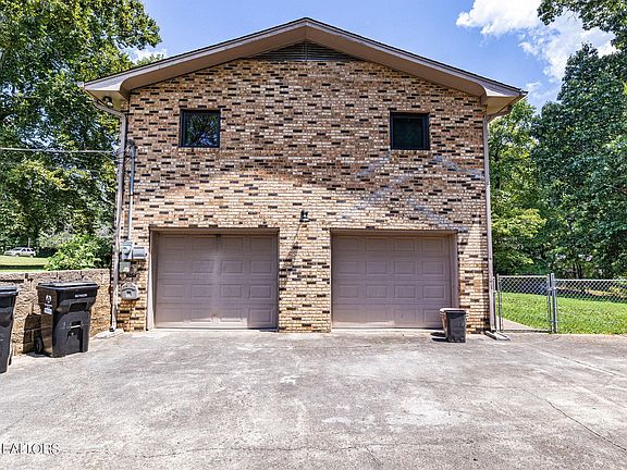 4th image of 411 Overlook Dr