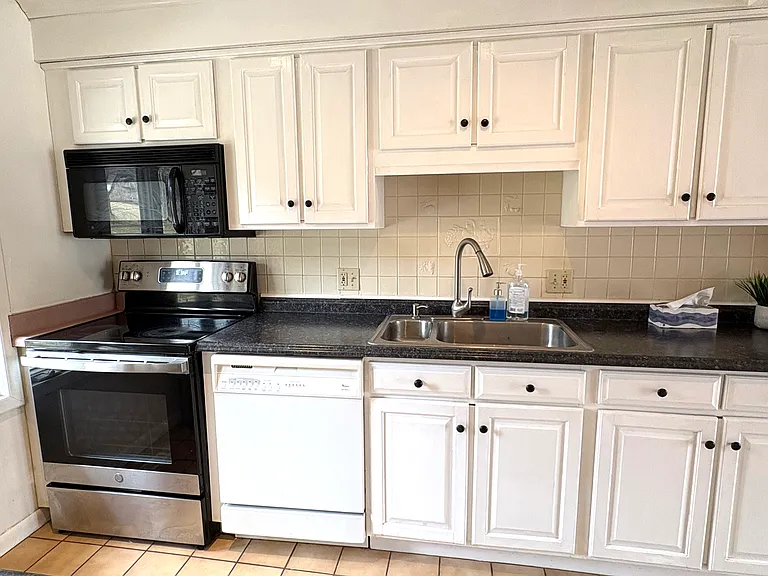 5 Winston Ct — Photo 8