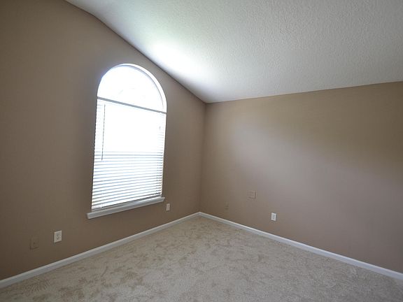 2nd image of 12808 Chets Creek Dr N