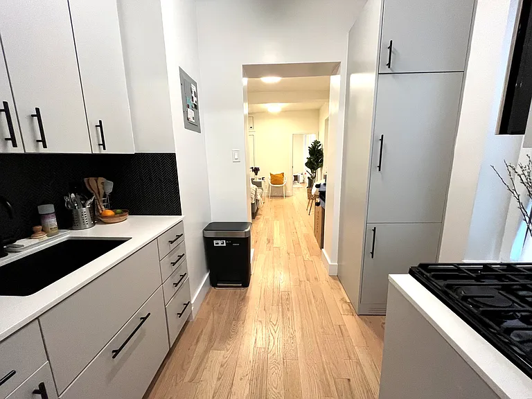 35 Bedford St #1 — Photo 2