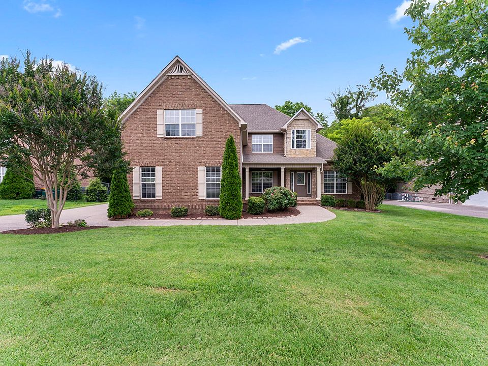 1st image of 1002 Glessner Dr