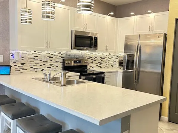 2703 NW 55th Ave, Margate, FL 33063