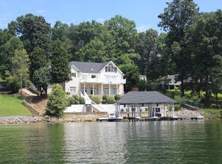 1951 Morris Rd, Goodview, VA 24095