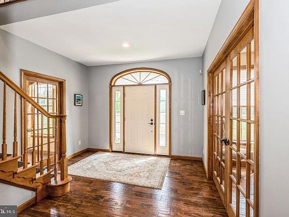 2nd image of 69 Blakiston Ln