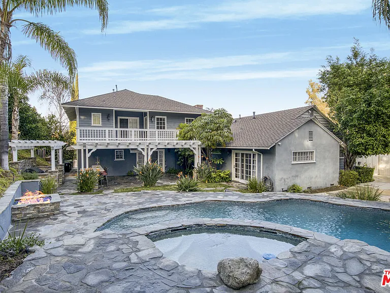 3690 Crownridge Dr — Photo 12