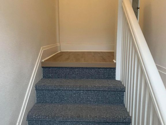 3rd image of 600 W 4th Plain Blvd #4