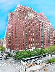 Rented by Manhattan Spaces