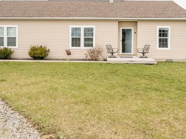 58 Hildebrant Rd, New Vienna, OH 45159