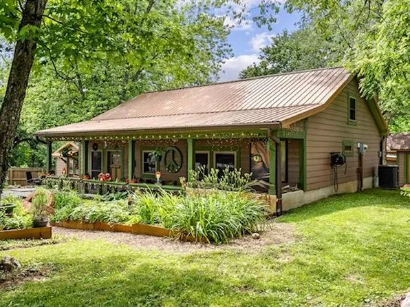 200 Line St, Granville, TN 38564