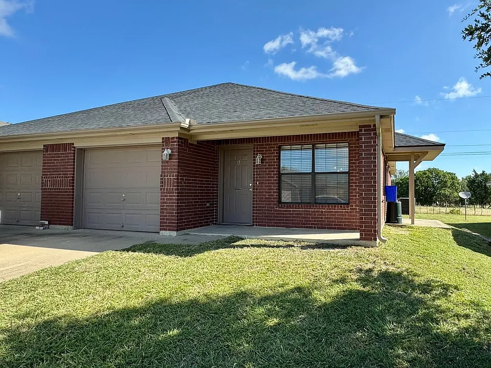 205 Janelle Dr