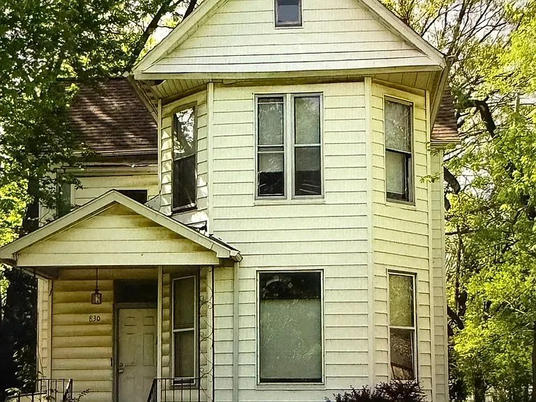 830 W Jefferson St #2 — Photo 6