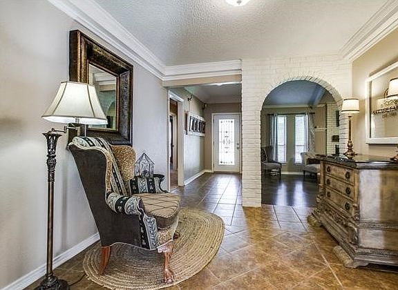 4th image of 2916 Canyon Valley Trl