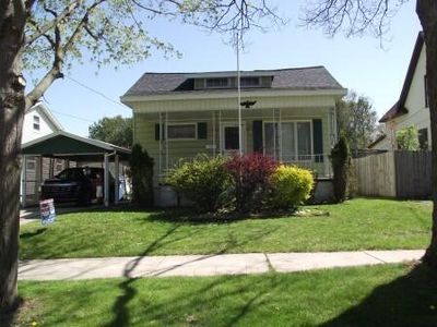 365 7th St, Manistee, MI, 49660