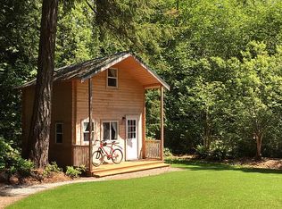 7388 Springridge Rd NE, Bainbridge Island, WA 98110