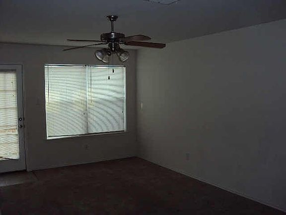 4th image of 2322 Kingsway Dr