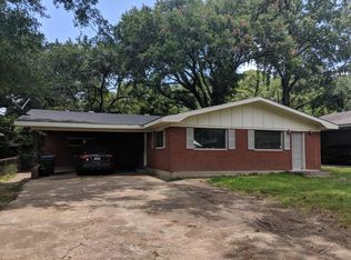 105 Homas Rd, Lafayette, LA 70501